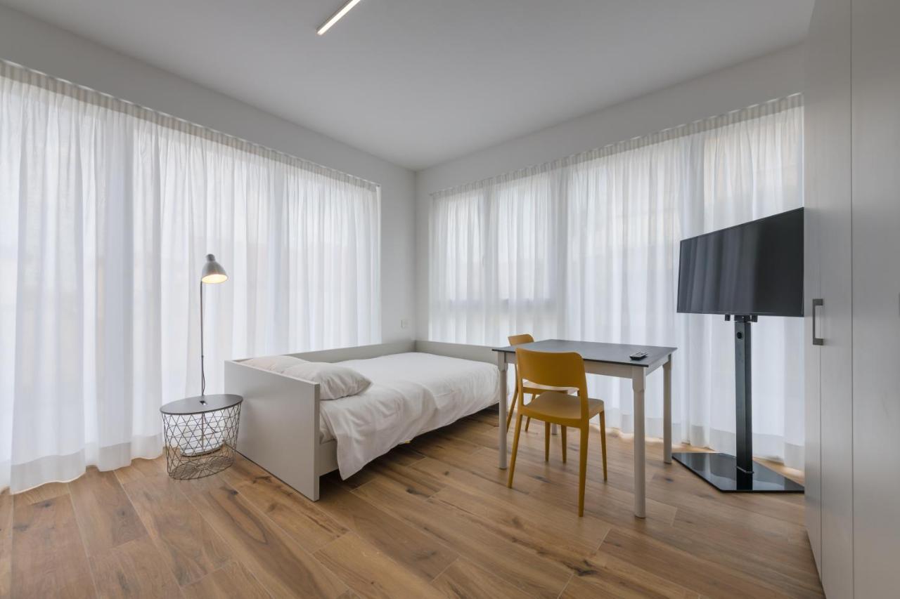 Modern Studios Mendrisio Exterior photo