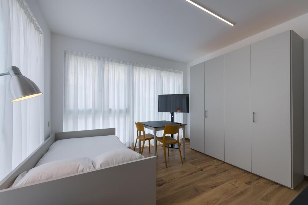 Modern Studios Mendrisio Exterior photo